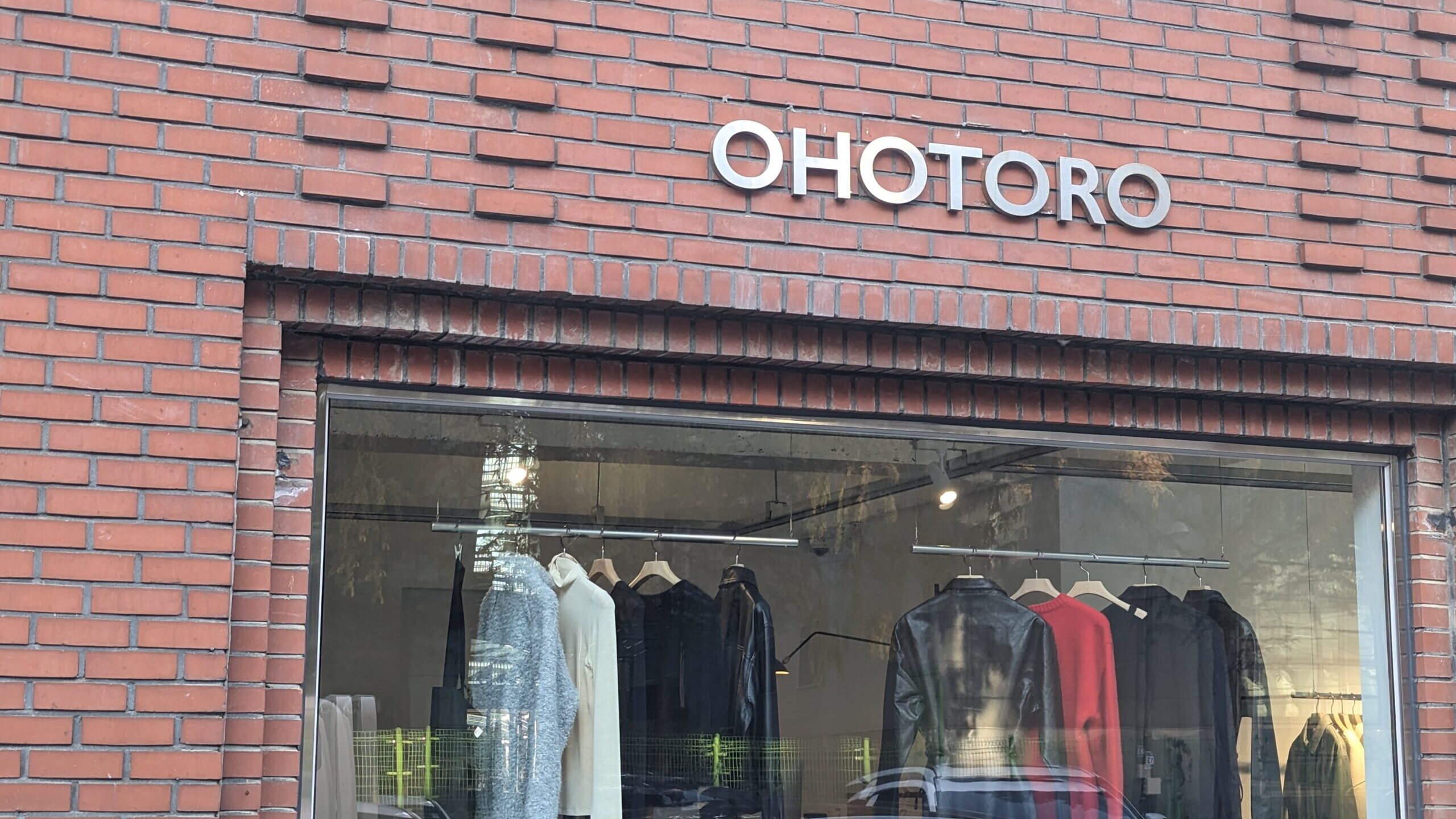 OHOTOROショールームの外観